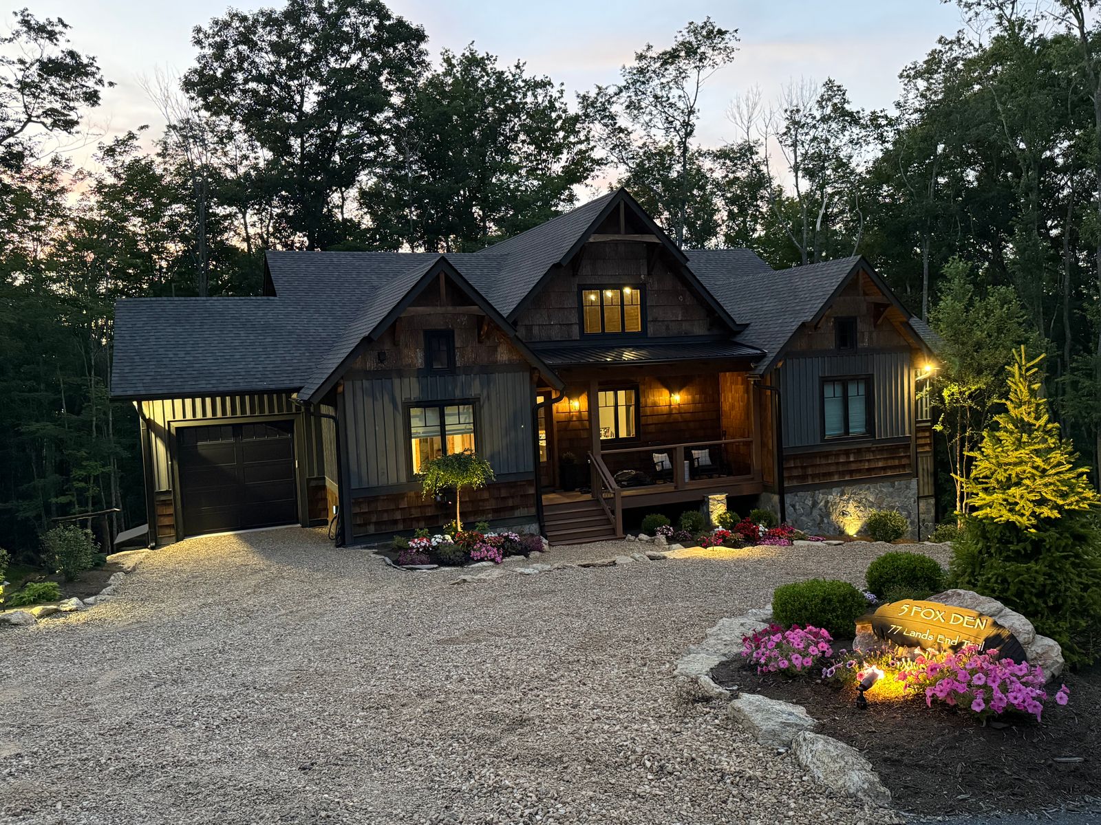 Five Fox Den